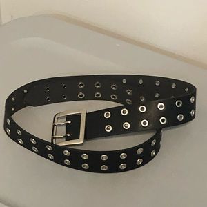 Wild Fable grommet belt (shorter)